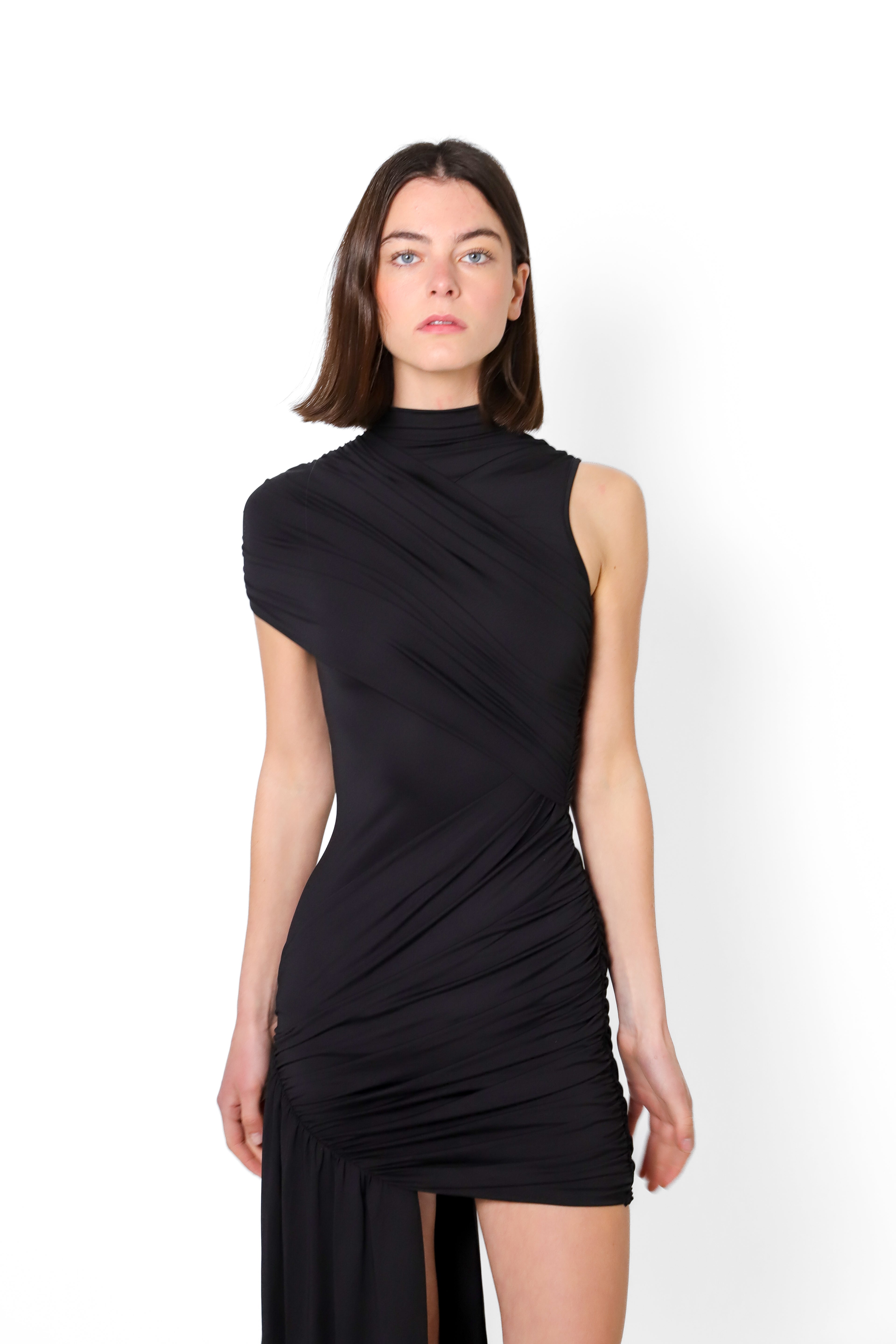 VESTIDO NOA M/C CORTO Y PIEZA DELANTERA