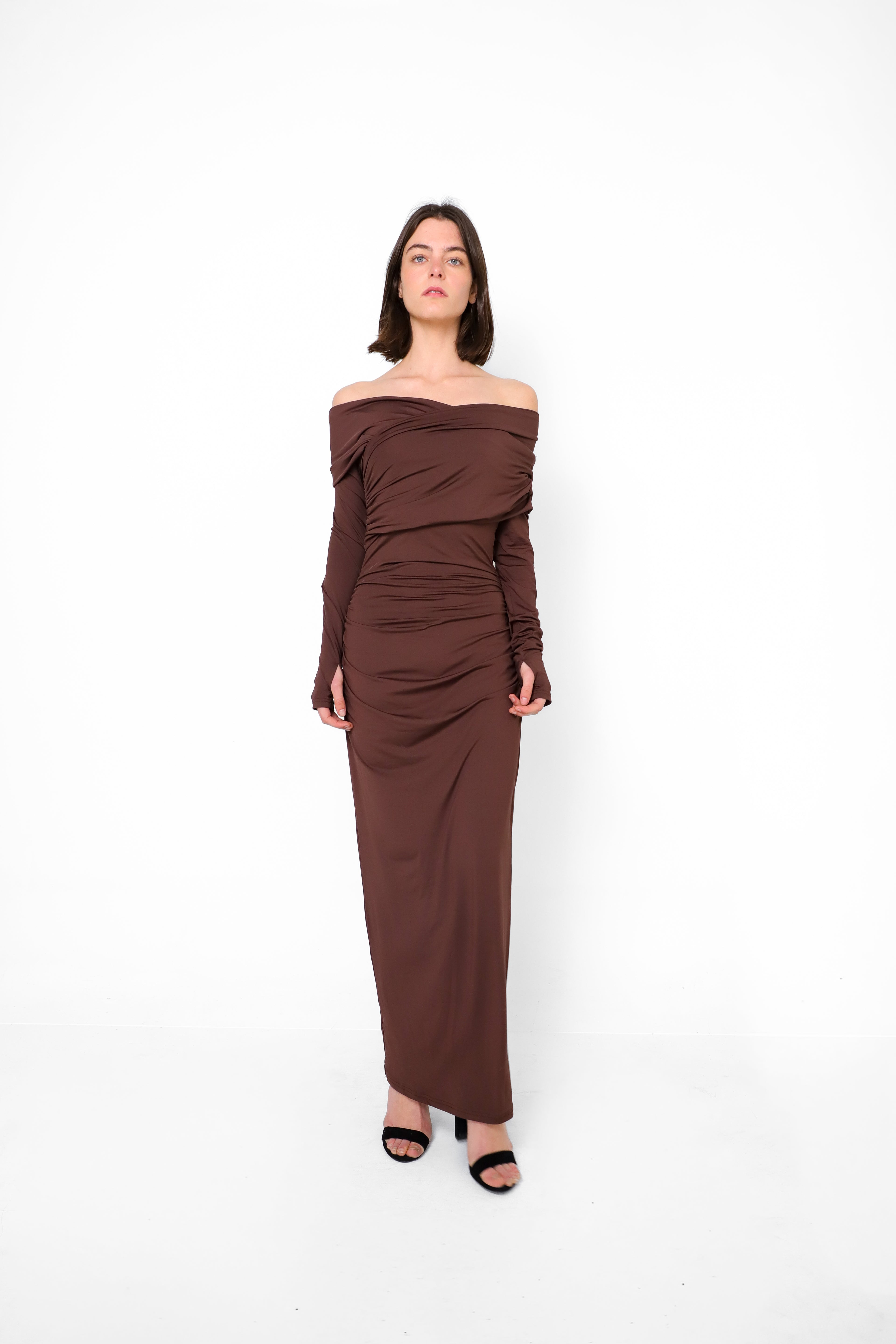 VESTIDO FINN M/L UN HOMBRO Y PIEZA DELANTERA