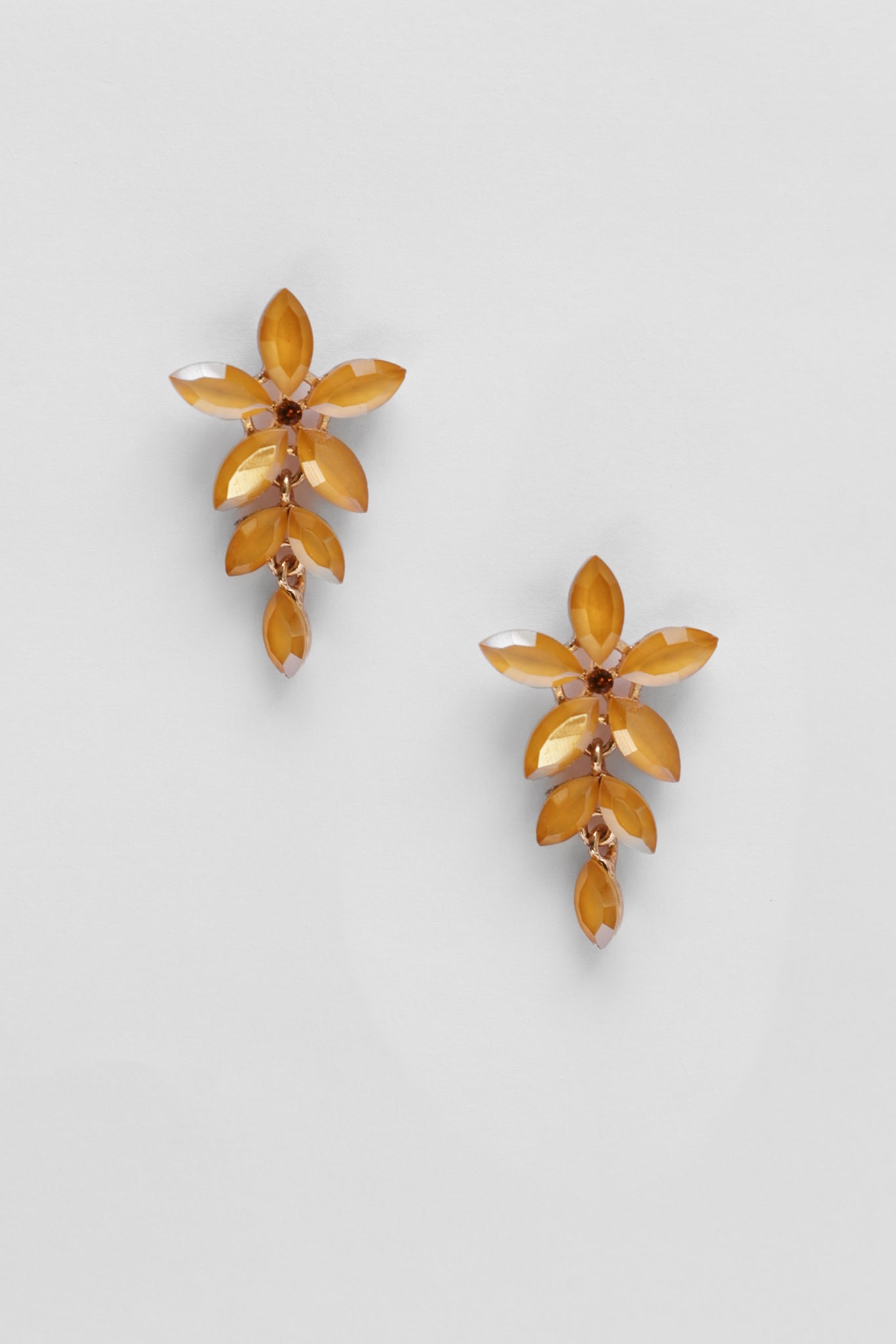 MORRIGAN EARRING